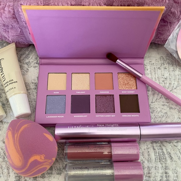 ππ ULTA BEAUTY LIMITED EDITION SPRING GWP BEAUTY BAG 2024. BRAND NEW! 9 PIECES - Picture 3 of 10